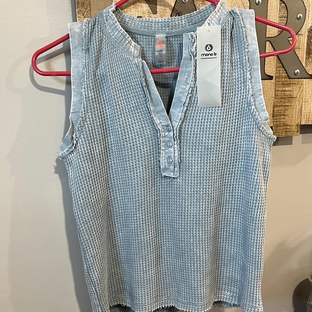 Mono B Boutique Light Blue Textured Tank Top